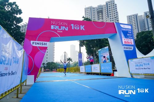 Race photo from Nu Skin Run 10K