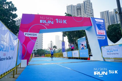 Race photo from Nu Skin Run 10K