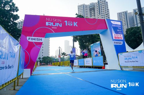 Race photo from Nu Skin Run 10K