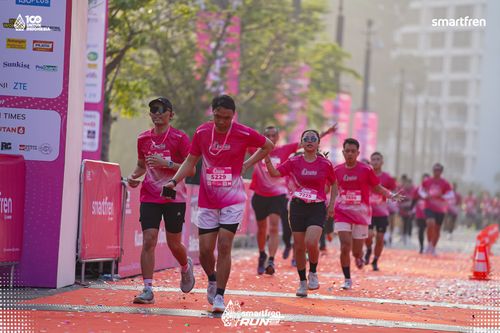 Race photo from Smartfren Run 2025 