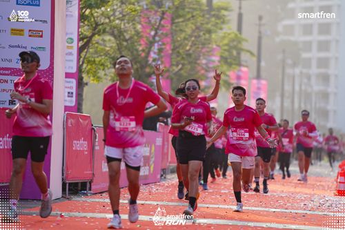 Race photo from Smartfren Run 2025 