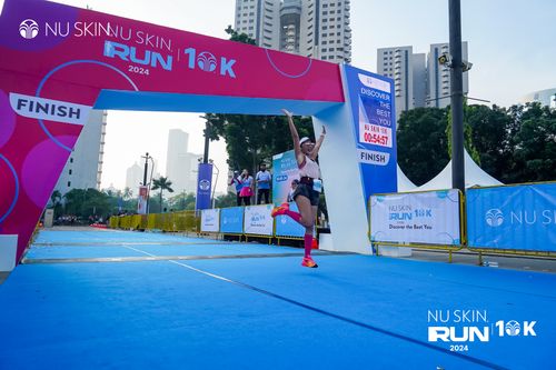 Race photo from Nu Skin Run 10K