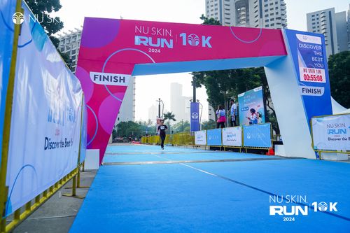 Race photo from Nu Skin Run 10K