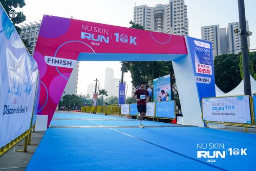 Race photo from Nu Skin Run 10K