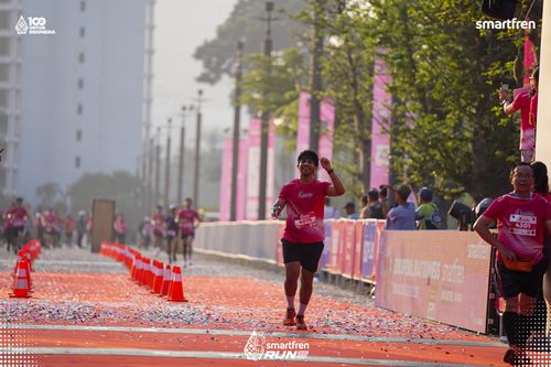 Race photo from Smartfren Run 2025 