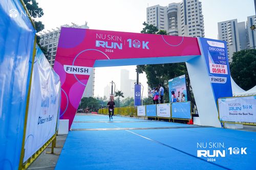Race photo from Nu Skin Run 10K