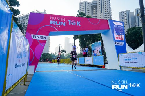 Race photo from Nu Skin Run 10K