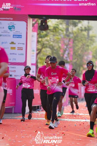 Race photo from Smartfren Run 2025 