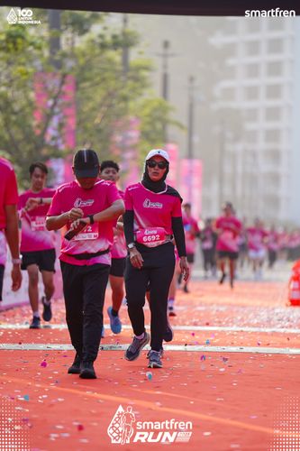 Race photo from Smartfren Run 2025 
