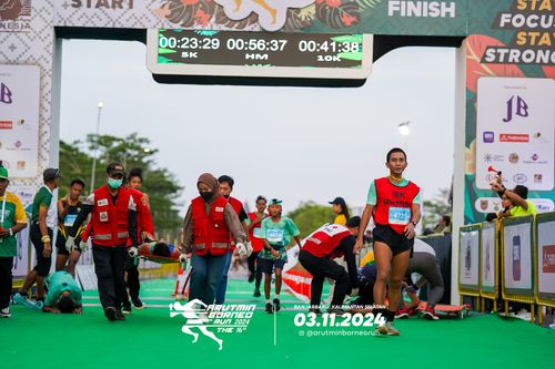 Race photo from Arutmin Borneo Run 2024