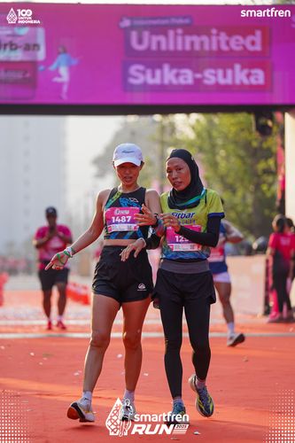 Race photo from Smartfren Run 2025 