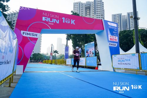 Race photo from Nu Skin Run 10K