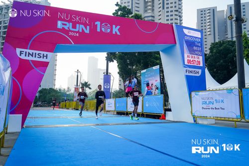 Race photo from Nu Skin Run 10K