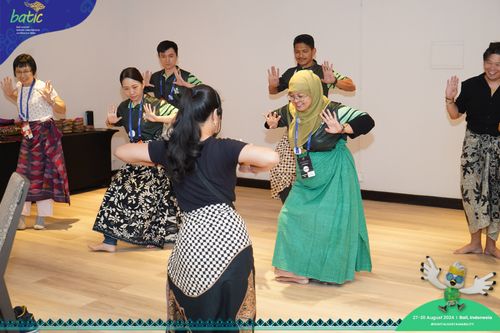 Race photo from Telin Batic 2024 Photo Search