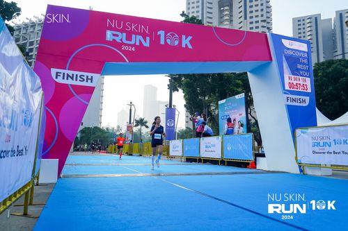 Race photo from Nu Skin Run 10K