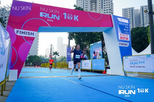 Race photo from Nu Skin Run 10K
