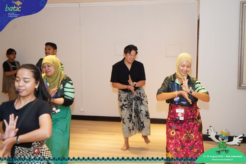 Race photo from Telin Batic 2024 Photo Search