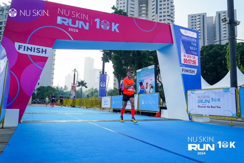 Race photo from Nu Skin Run 10K