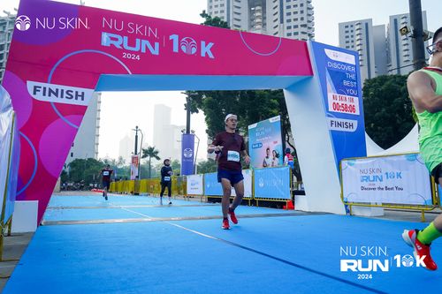 Race photo from Nu Skin Run 10K