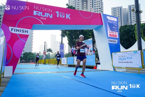 Race photo from Nu Skin Run 10K