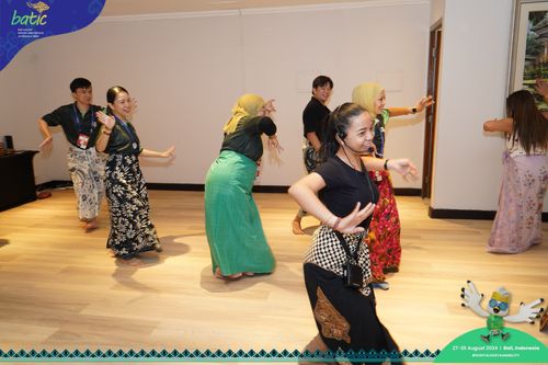 Race photo from Telin Batic 2024 Photo Search