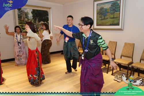 Race photo from Telin Batic 2024 Photo Search