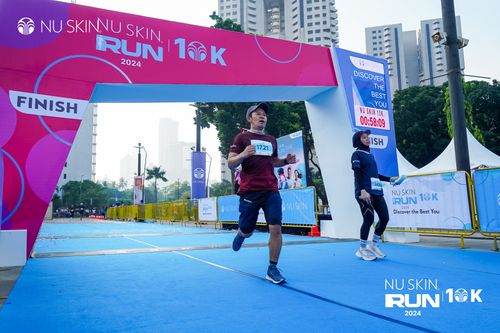 Race photo from Nu Skin Run 10K