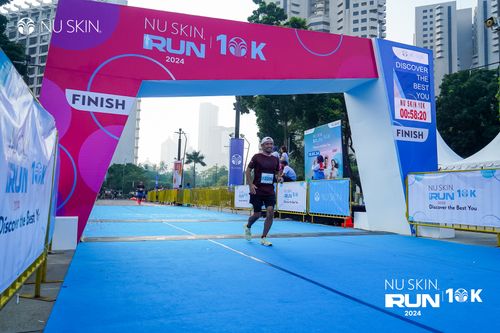 Race photo from Nu Skin Run 10K