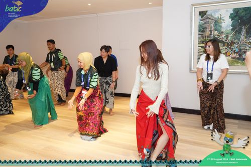 Race photo from Telin Batic 2024 Photo Search