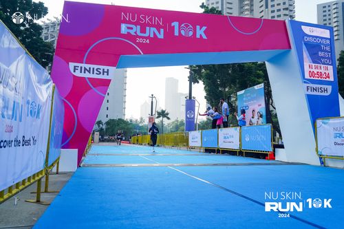 Race photo from Nu Skin Run 10K