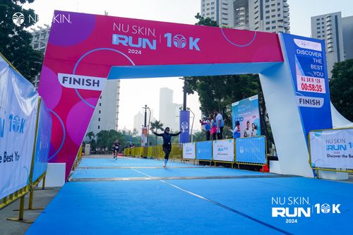Race photo from Nu Skin Run 10K