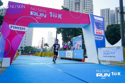 Race photo from Nu Skin Run 10K