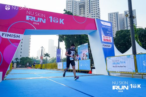 Race photo from Nu Skin Run 10K