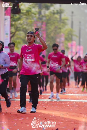 Race photo from Smartfren Run 2025 