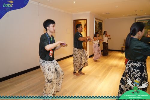 Race photo from Telin Batic 2024 Photo Search