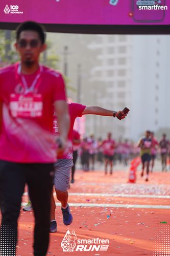 Race photo from Smartfren Run 2025 