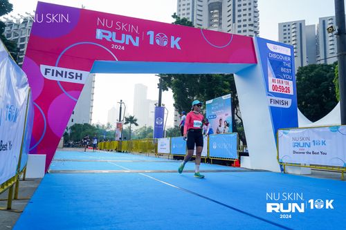 Race photo from Nu Skin Run 10K