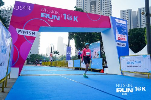 Race photo from Nu Skin Run 10K