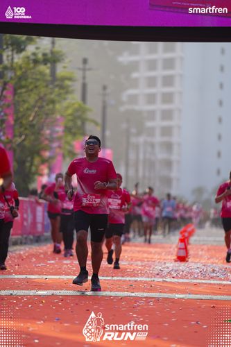 Race photo from Smartfren Run 2025 