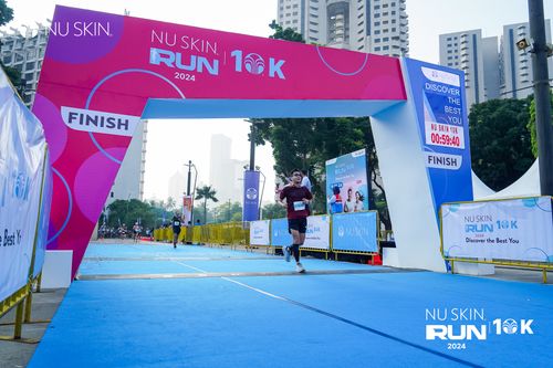 Race photo from Nu Skin Run 10K
