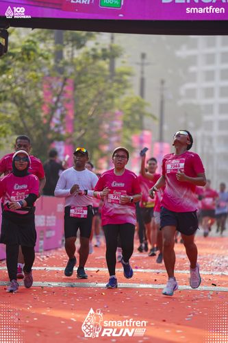 Race photo from Smartfren Run 2025 