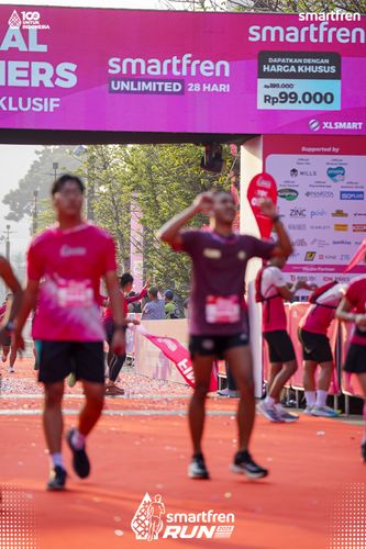 Race photo from Smartfren Run 2025 