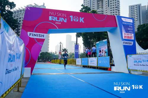 Race photo from Nu Skin Run 10K
