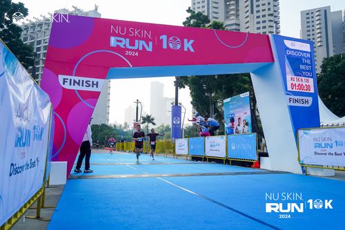 Race photo from Nu Skin Run 10K