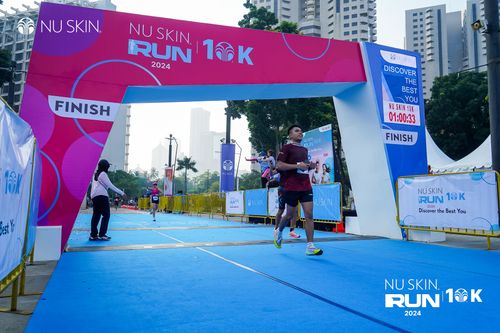 Race photo from Nu Skin Run 10K