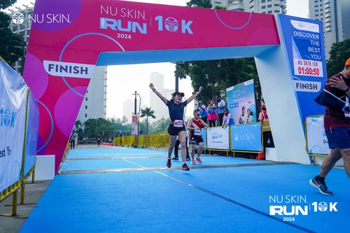 Race photo from Nu Skin Run 10K
