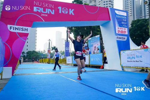 Race photo from Nu Skin Run 10K