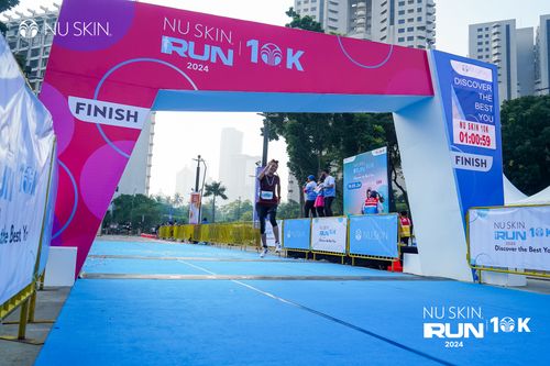 Race photo from Nu Skin Run 10K