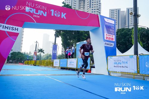 Race photo from Nu Skin Run 10K