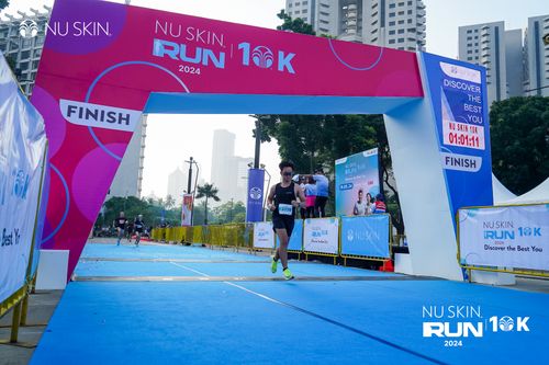 Race photo from Nu Skin Run 10K